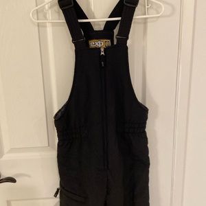 Snow bibs adjustable. Black EXP brand. Kids size L